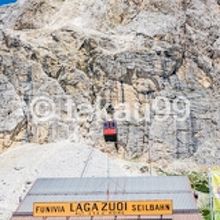 絶景が広がる山頂まで一気に行けるので楽ちんです。