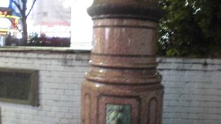 新宿駅東口すぐ