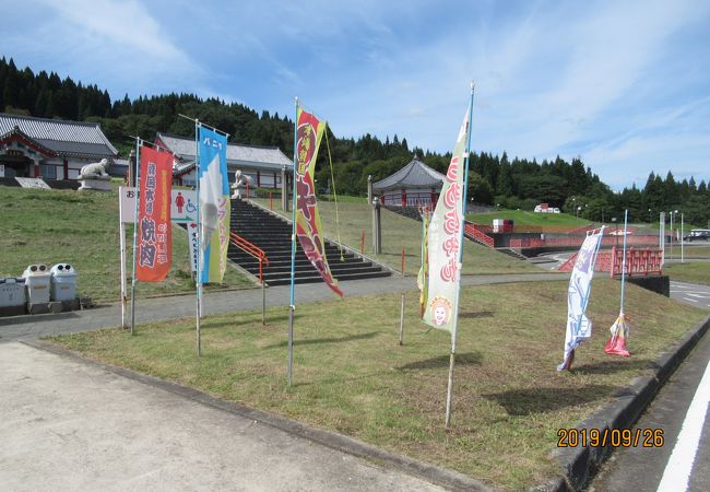 韓国の建物が目立ちます