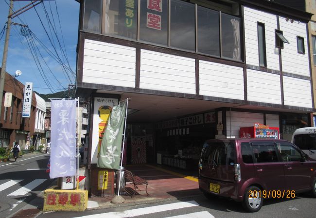 鳴子温泉駅前にあり便利です