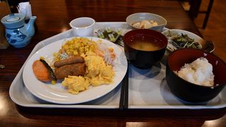 宿の朝食で利用しました