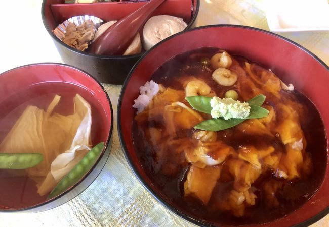 東武日光駅徒歩1分の食堂