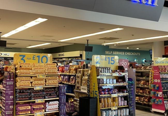 WH Smith Heathrow Airport