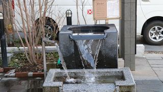 石で造られた井戸