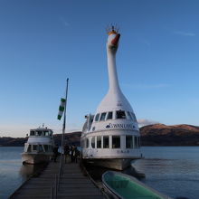 山中湖観光遊覧船「白鳥の湖」号
