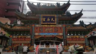 中国風のお線香をお供え