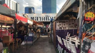 夜に行くべきでした、、