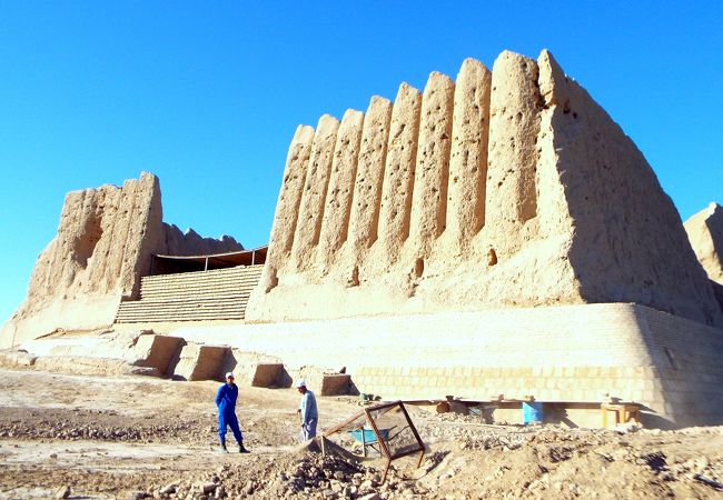 中央アジア最大の遺跡「メルヴ遺跡」