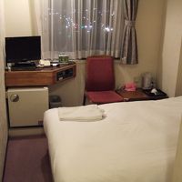 狭いけど必要最低限のものは揃っています