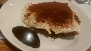 ネオ喫茶KING　紙コップが残念