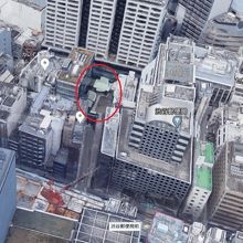 渋谷宮益地区の鎮守様ですが、周囲は、高層ビルに囲まれています