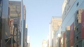 銀座中央通り　歩行者天国