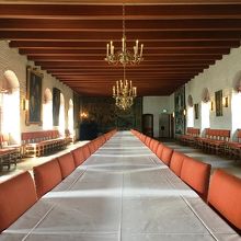 広いダイニングルーム