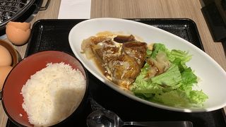 焼肉屋さんのランチ