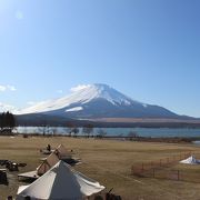 雪まつりというには。。。