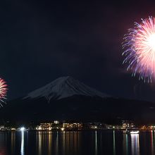 河口湖 冬花火