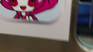 躍動感有るラッピング列車