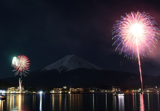 河口湖 冬花火