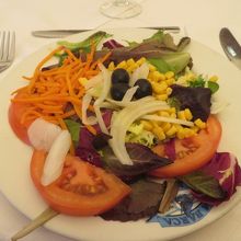 サラダを食べました