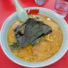 山岡家味噌ラーメン