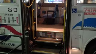 1部の路線に今でも使用される日野リエッセ