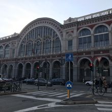 鉄道ポルタ・ヌォーヴァ駅