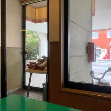 お店は国道17号線沿い