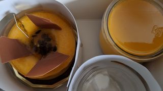 ケーキをテイクアウト