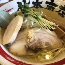 塩ラーメンです。