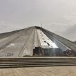 エンヴェル ホジャのピラミッド