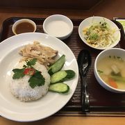 アジア料理もあるタイ料理屋さん