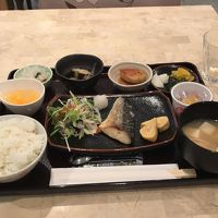 朝食は和食と洋食を選べます。ビュッフェだと嬉しいです。