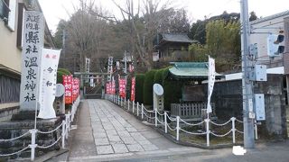 温泉が湧き出ている神社