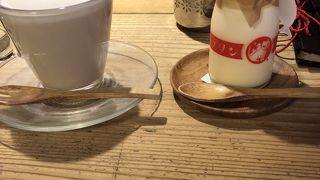 雰囲気のいいカフェ