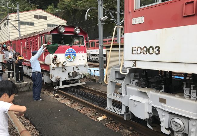 大井川鐵道アプトいちしろ駅：日本唯一のアプト式区間