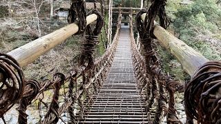 日本三奇形橋の一つです