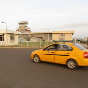 【速報版】小さな首都空港。アクセスは空港バスを利用したいところだが‥‥。