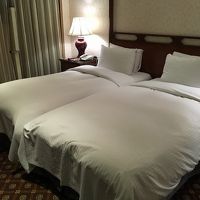 狭いけど快適な客室