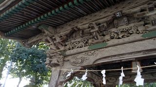 素晴らしい細工の神社