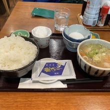 トン汁定食