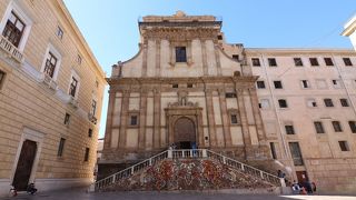 プレトリアの噴水の裏側