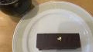 待ち時間はありますが、ゆったり座れます