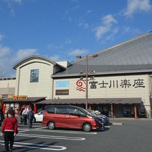 富士山が見える場所として人気の駅