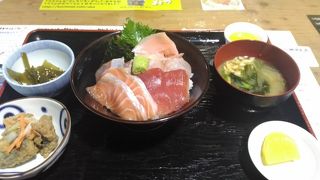 道の駅で本格的な刺身を堪能