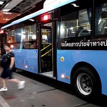 ドンムアン空港に到着