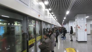 おもしろい光景を見かけます