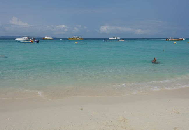 透明度も砂の感じも満足