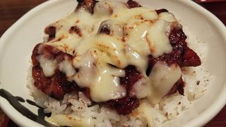 新千歳空港で豚丼