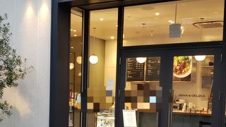 落ち着くカフェ