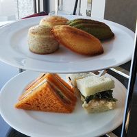 ラウンジ　アフタヌーンティー